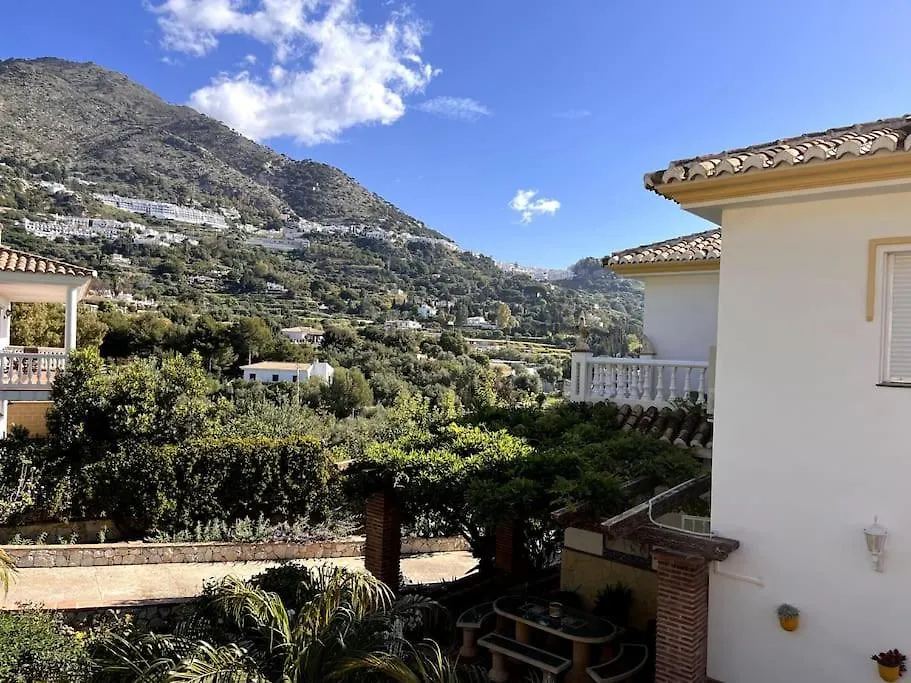 Villa Puerto De La Luz 미하스